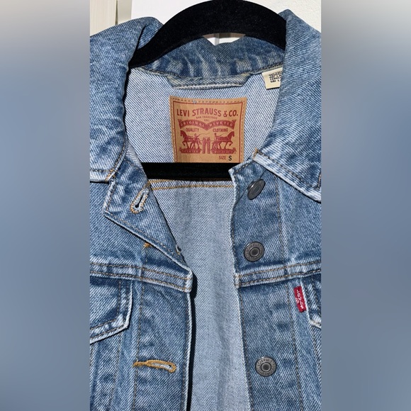 Levi's Jackets & Blazers - Levi’s Jean Jacket